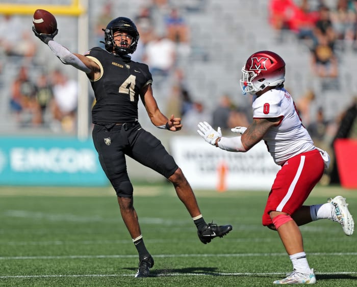 Army QB Christian Anderson
